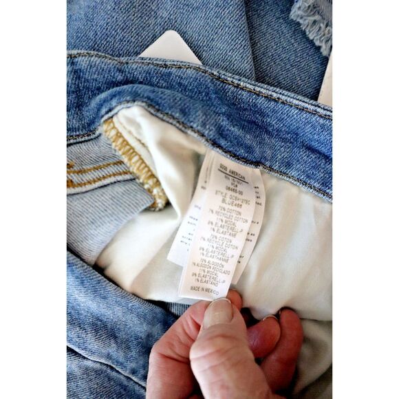 Good American GCSH127SC Wm Plus Sz 22 Blue Good Curve Hi-Waist Denim Shorts - Picture 4 of 11